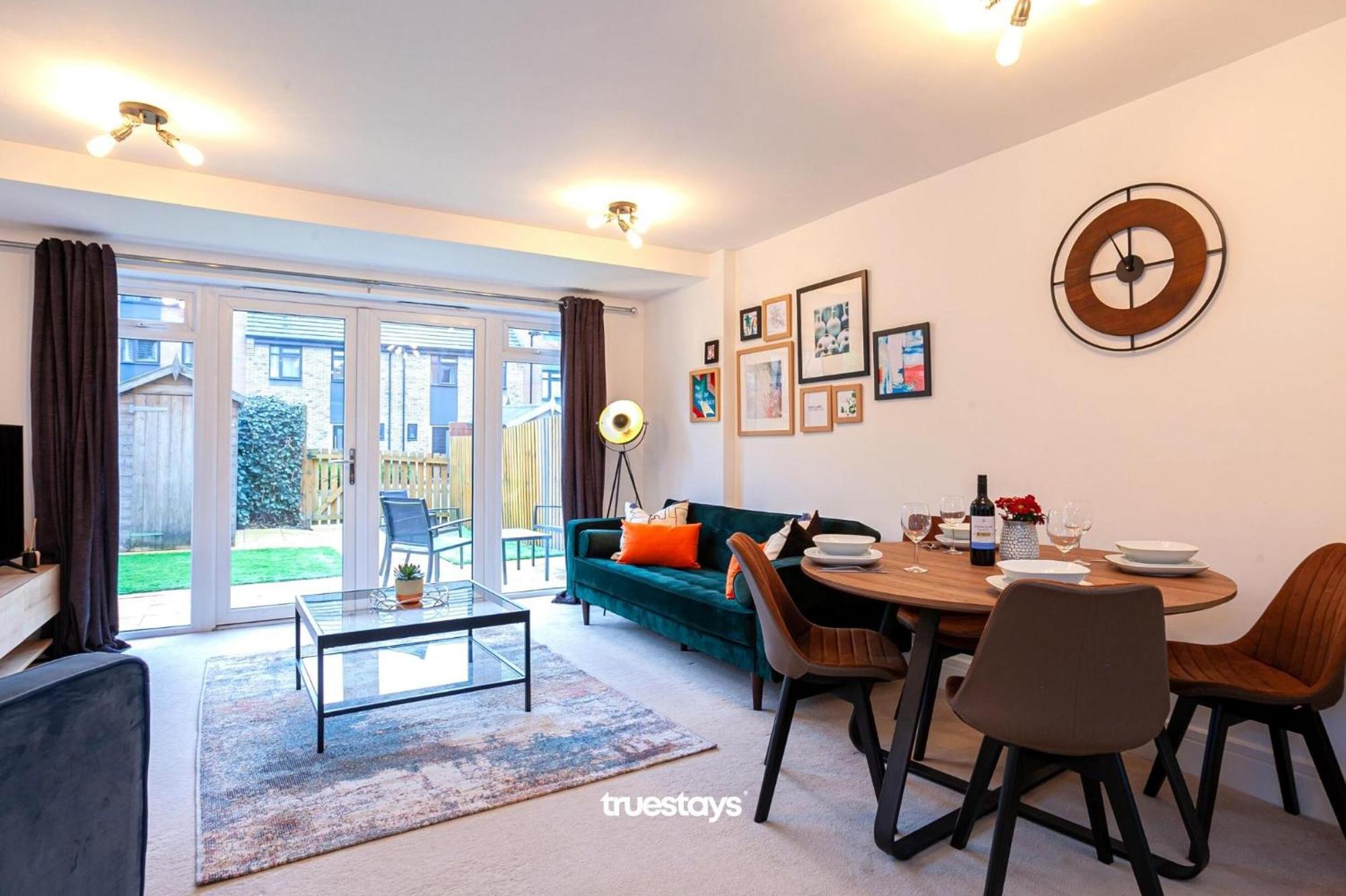 Ambassador House By Truestays - Luxury 4 Bedroom House In Stoke-On-Trent Etruria Eksteriør bilde