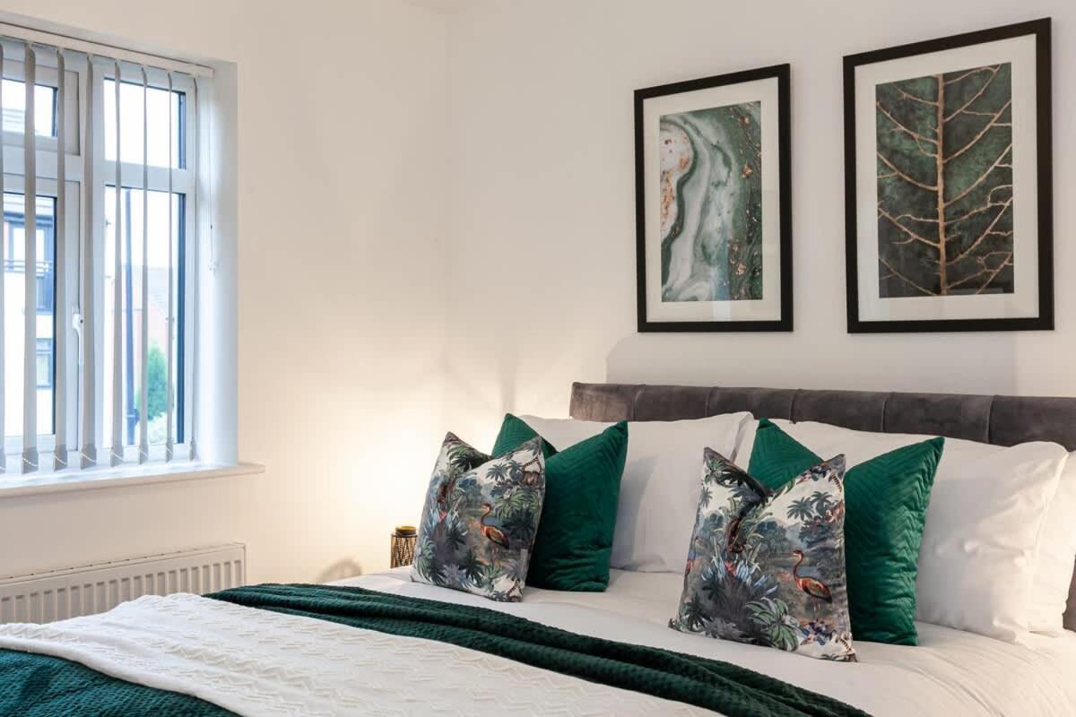 Ambassador House By Truestays - Luxury 4 Bedroom House In Stoke-On-Trent Etruria Eksteriør bilde