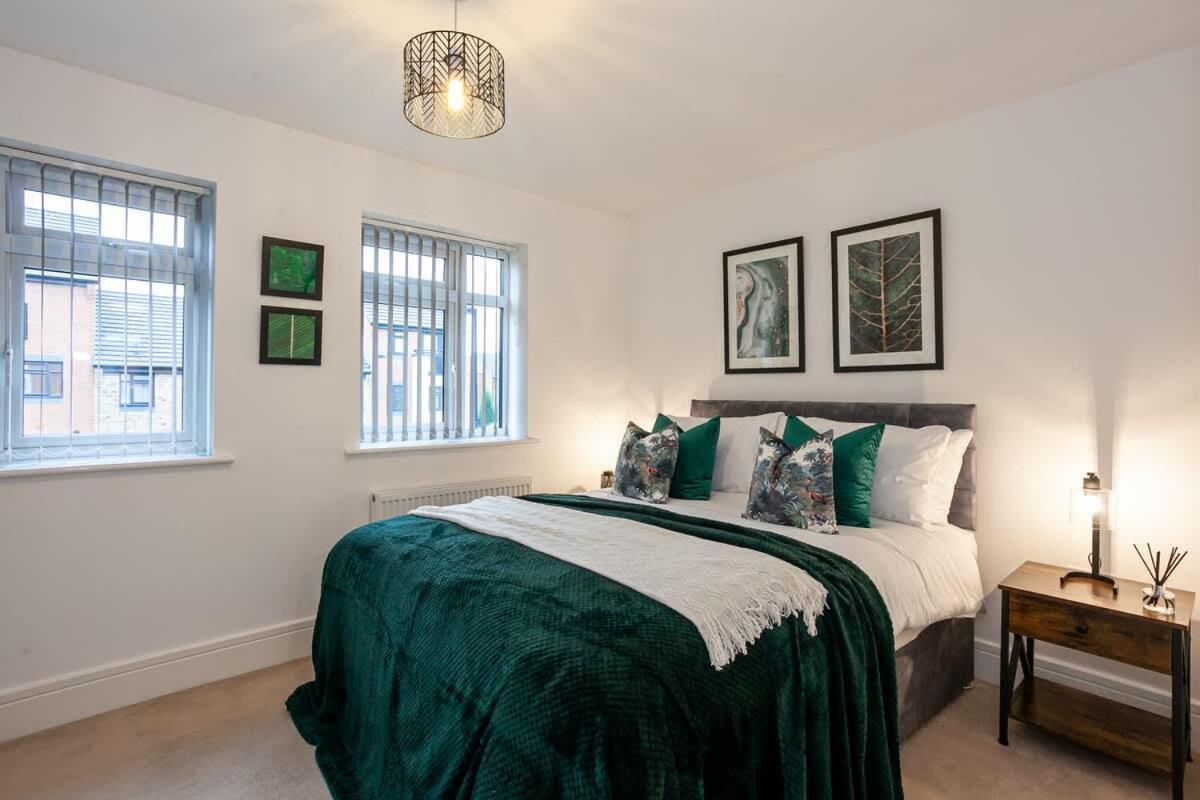 Ambassador House By Truestays - Luxury 4 Bedroom House In Stoke-On-Trent Etruria Eksteriør bilde