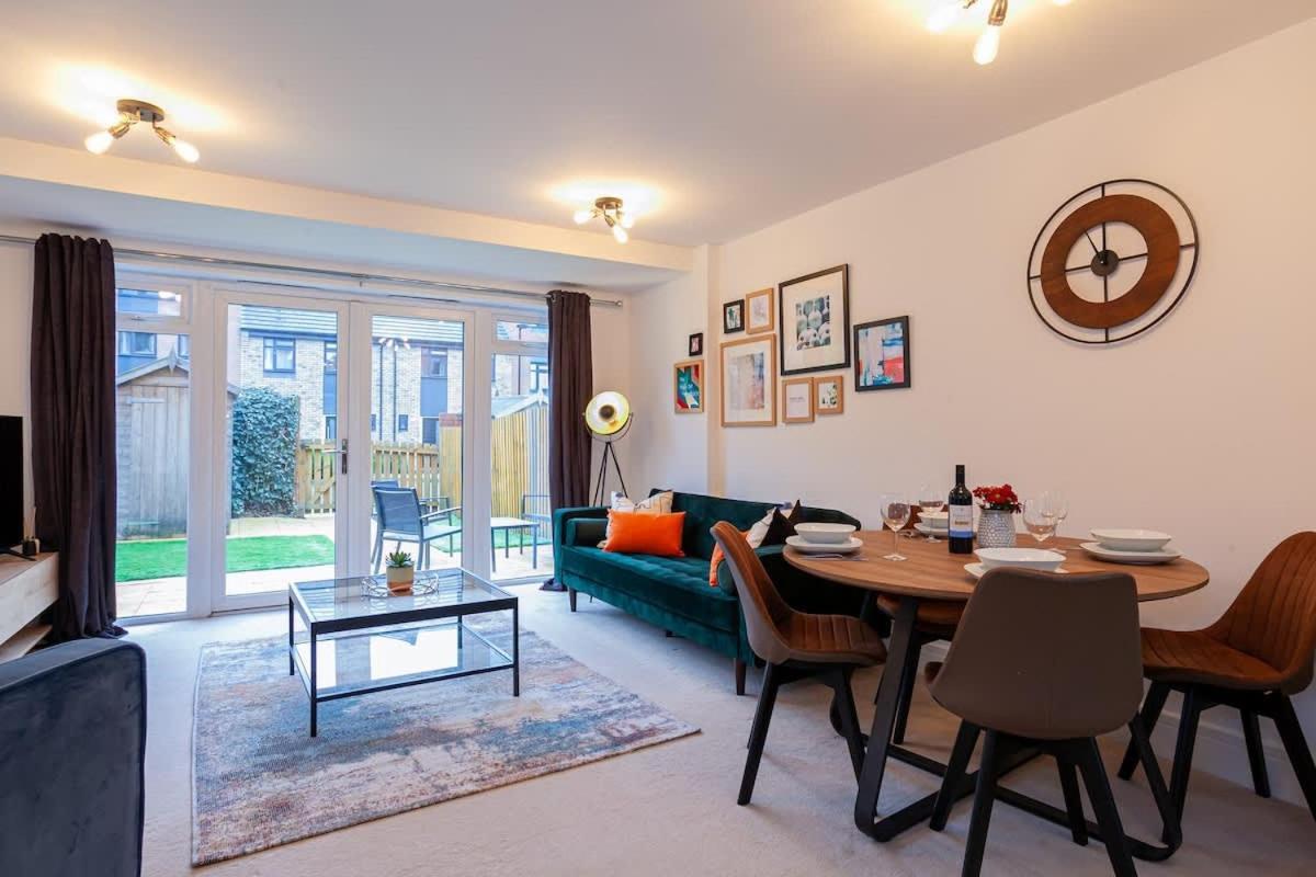 Ambassador House By Truestays - Luxury 4 Bedroom House In Stoke-On-Trent Etruria Eksteriør bilde
